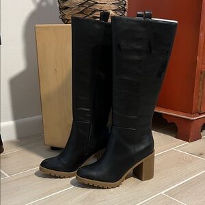 Coconuts by Matisse Black Heeled Boots
